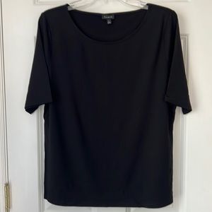 Talbots women’s elbow sleeve top in black, size L